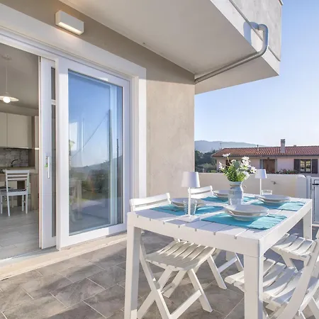 아파트 La Casa All'angolo By Interhome *
