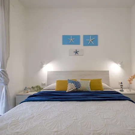 아파트 La Casa All'angolo By Interhome *