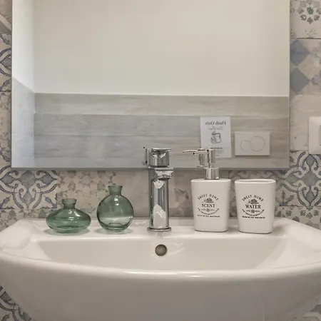La Casa All'angolo By Interhome 발레도리아