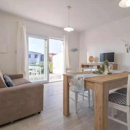 아파트 La Casa All'angolo By Interhome *